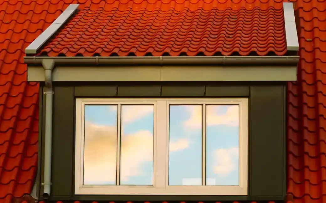 Dakreiniging — na — Zonnepanelen